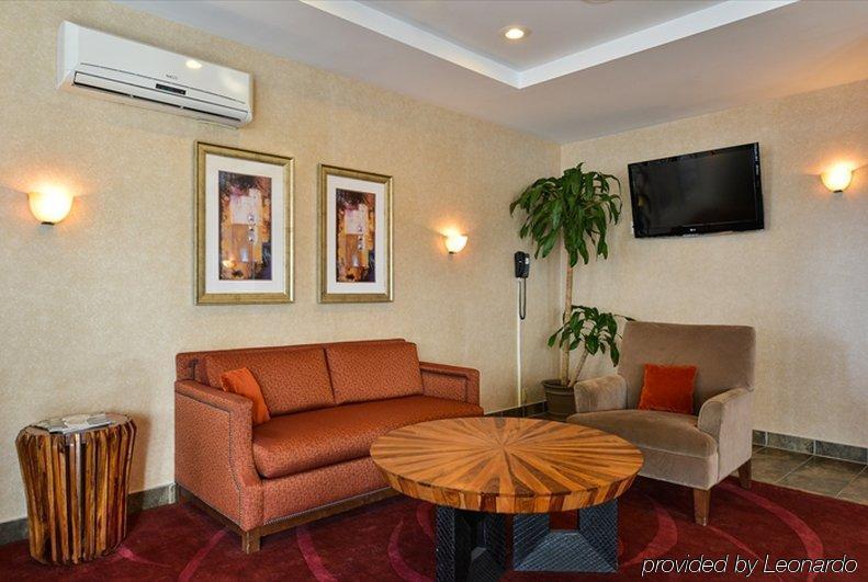 Holiday Inn Express Staten Island West, An Ihg Hotel Нью-Йорк Экстерьер фото